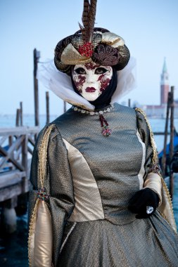 Venedik karnaval maskesi