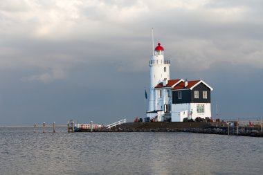Deniz feneri paard van marken, günbatımı, Kuzey Hollanda, Hollanda