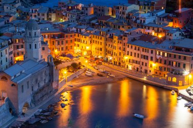 Vernazza gece, cinque terre, İtalya