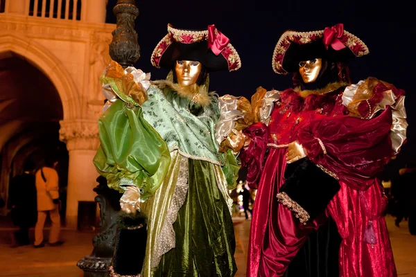 Maschere di carnevale a Venezia — Foto Stock