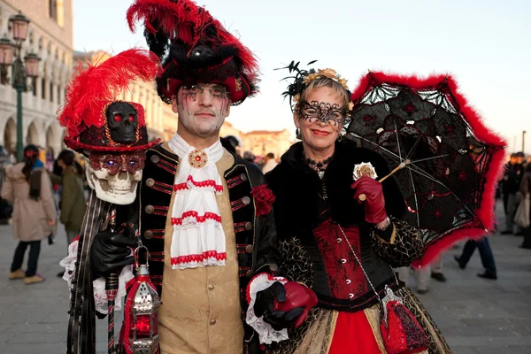Karnevalové masky v Benátkách, Itálie — Stock fotografie