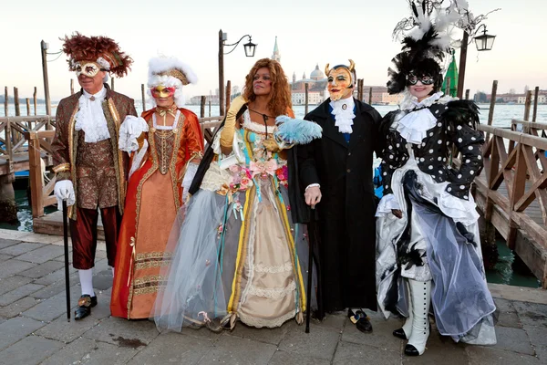 Maskers op Venetiaanse carnaval, Venetië, Italië (2012) — Stockfoto