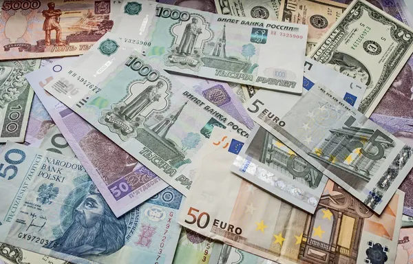 美元、 欧元、 波兰兹罗提钱、 乌克兰钱、 钱俄罗斯卢布 — 图库照片