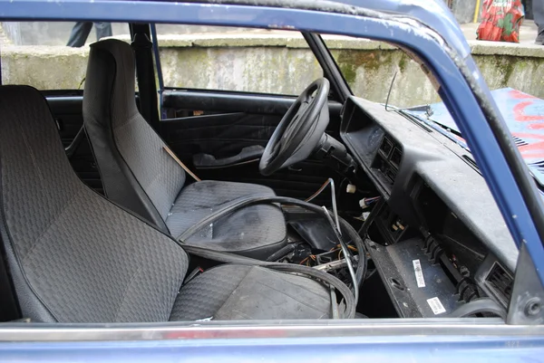 Burnt out the car in city — Stock Photo, Image