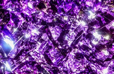 Güzel ametist druse yakın çekim. Yüksek kalite 3D illüstrasyon