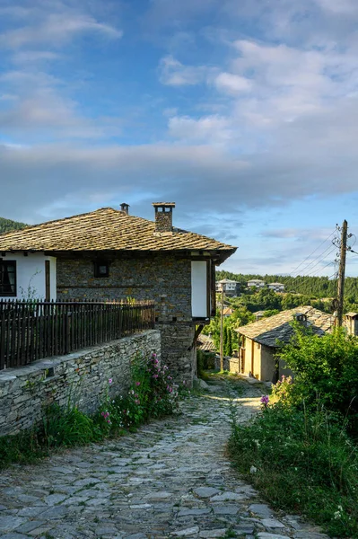 Dorf Leshten Mit Authentischen Häusern Aus Dem Neunzehnten Jahrhundert Gebiet — Stockfoto