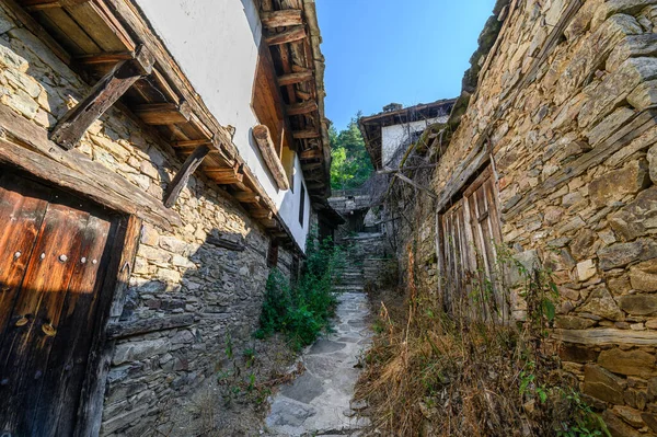 Village Leshten Avec Des Maisons Authentiques Xixe Siècle Région Blagoevgrad — Photo