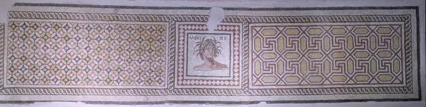 トルコのHatay地方のAntakya ローマとビザンツ時代のモザイクの豊富なコレクションで知られているAntakya考古学博物館 — ストック写真