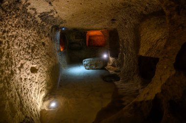 Kaymakli, Türkiye. Türkiye 'nin Kapadokya kentindeki antik çok katlı mağara kenti.