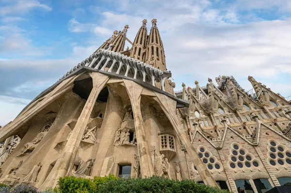 西班牙巴塞罗那 Sagrada Familia大教堂 它由建筑师Antonio Gaudi设计 — 图库照片