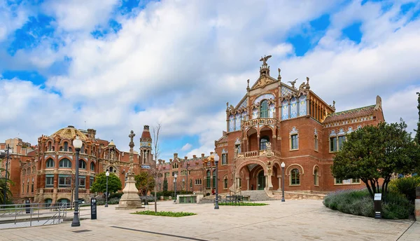 Barselona, İspanya. Santa Creu i Sant Pau Hastanesi. Barcelona 'daki en büyük sanat sitesi.