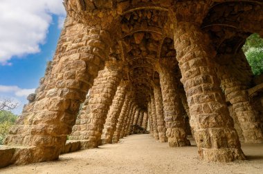 Antoni tarafından tasarlanan park guell gaudi Barcelona, İspanya.