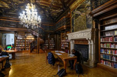 Macaristan, Budapeşte 'deki ünlü Szabo Ervin Kütüphanesi' nin güzel iç mekanı.