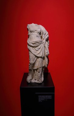 Barselona, İspanya - 12.05.2022. Katalan Arkeoloji Müzesi 'nin içi ve eserleri. 