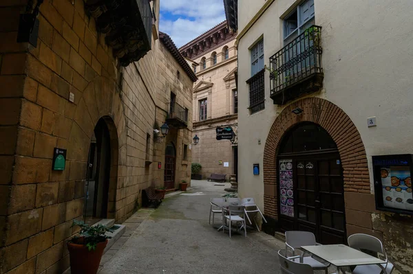 Barselona, İspanya. Poble Espanyol - İspanya 'nın tipik bölgesel mimarisini sergileyen 117 binayla 1929 yılında inşa edilen açık hava müzesi.