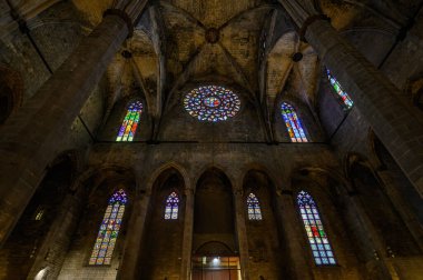 Barselona, İspanya. Ribera bölgesindeki Santa Maria del Mar Kilisesi.