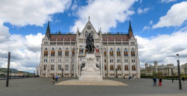 Macaristan 'ın Budapeşte kentindeki Macar Parlamentosu binası