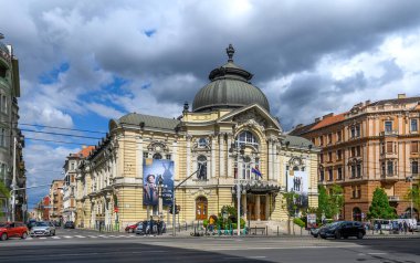 Budapeşte, Macaristan. Budapeşte veya Vigszinhaz Komedi Tiyatrosu, Fellner ve Helmer tarafından inşa edilmiştir.