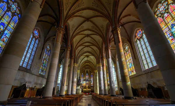 Budapešť Maďarsko Interiér Kostela Szent Erzsebet Nebo Farního Kostela Alžběty — Stock fotografie