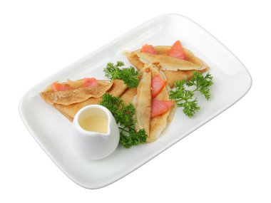 Krep somon ve sos ile