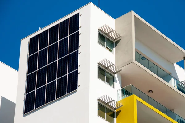Painéis Solares Residenciais Edifício Apartamento — Fotografia de Stock