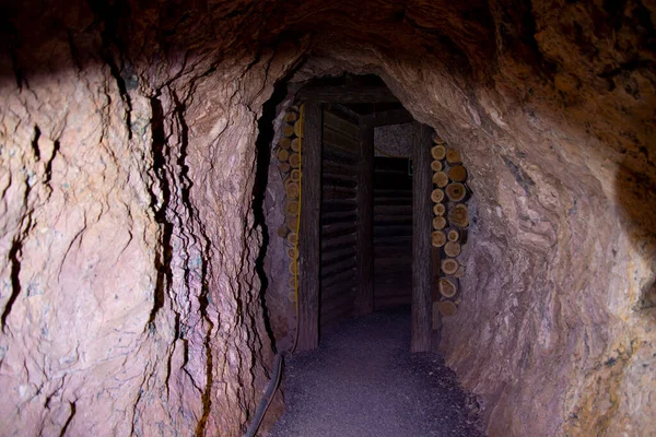Alter Unterirdischer Tunnel Blinman Australien — Stockfoto