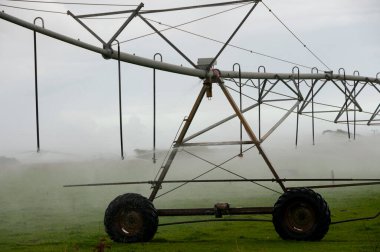 Tarım için Otomatik Doğrusal Sulama Sistemi