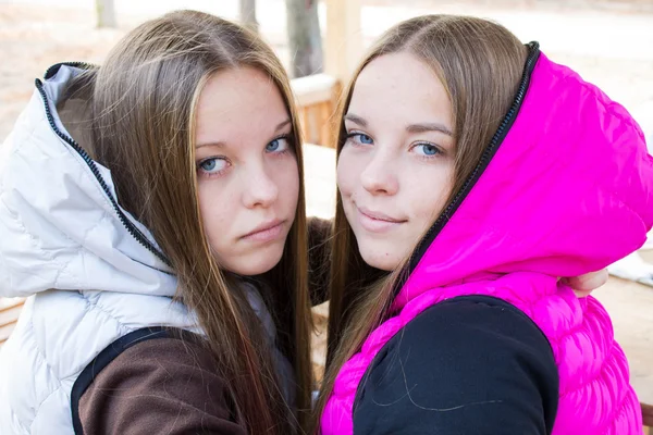 İkiz üzüntü ve sevinç