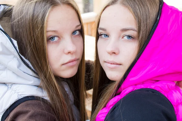 Close-up of pretty twins — Stock Photo, Image