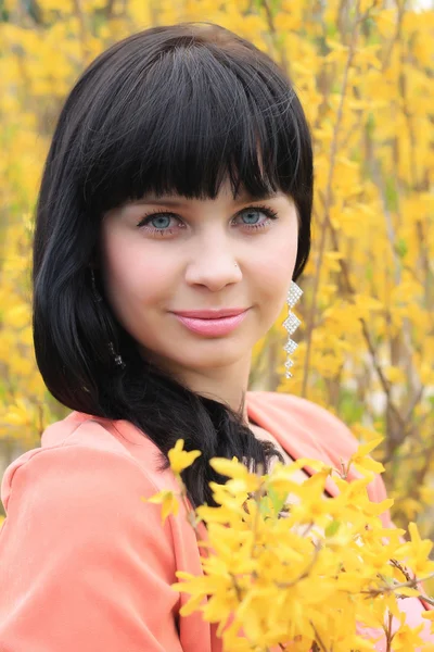 Autumn portrait of beautiful girl — Stock Photo, Image