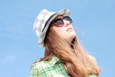 güzel genç model şık giysiler.