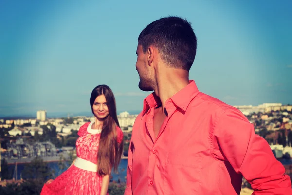 Quarrel una joven pareja enamorada — Foto de Stock