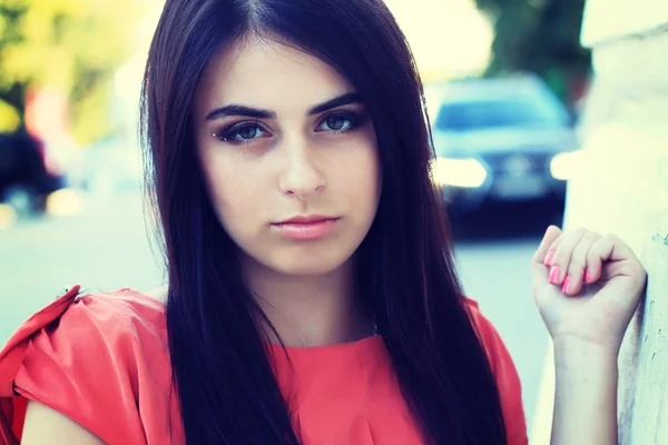 Beautiful sad young girl — Stock Photo, Image