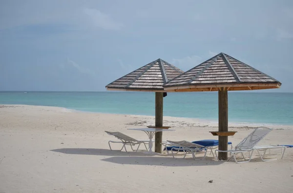 Beautiful Tropical Resort Hotel Sea Beach Blue Sky — Zdjęcie stockowe