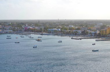 Güney Meksika kıyı şeridi manzarası