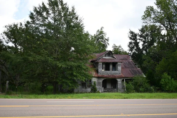 Opuštěný Dům Okraji Silnice Misissippi — Stock fotografie