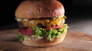 Hamburger pişireceğim.