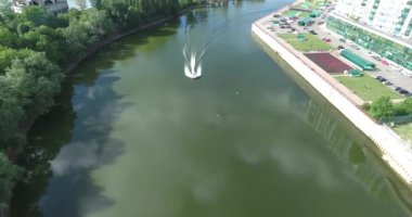 Şehir manzaralı gökyüzü günbatımı kulesi