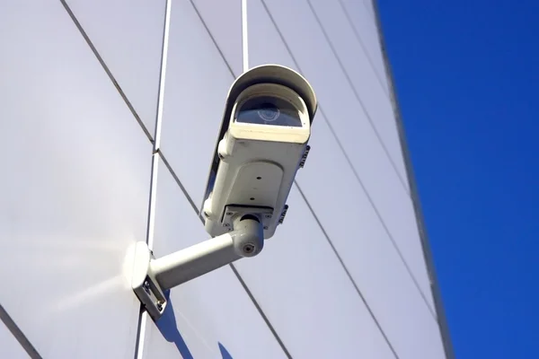 Security camera under sky — Stock Photo, Image