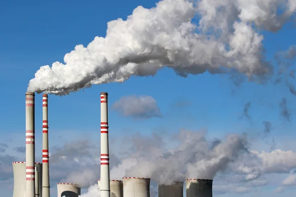 White danger smoke from coal power plant chimney — Stock Photo, Image