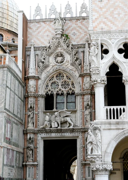 Doge's Palace in Venice — Stock Photo, Image