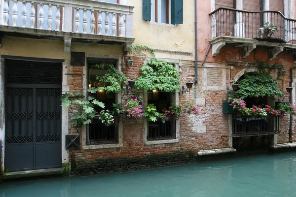 Kanäle von Venedig — Stockfoto