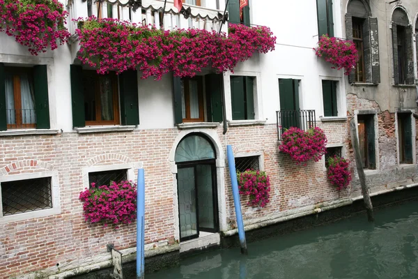 Венецианские каналы — стоковое фото