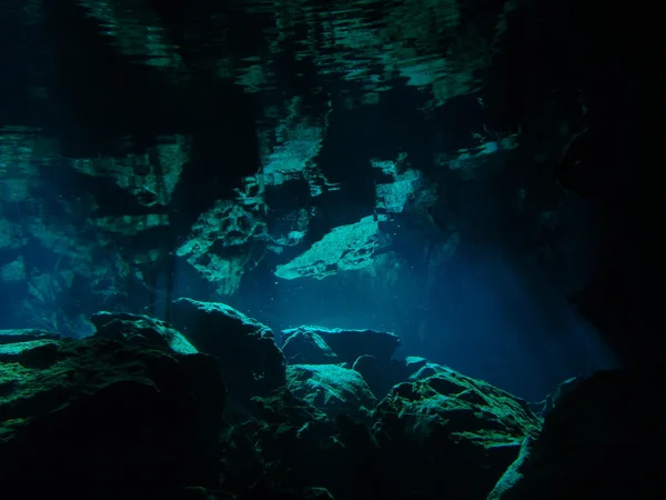 Cenote — Stock Photo, Image