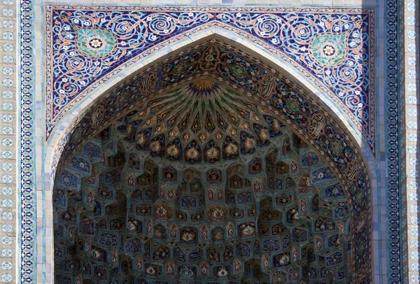 Орнамент в мечети — стоковое фото
