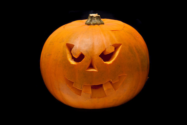 Хэллоуинский тыквенный фонарь.