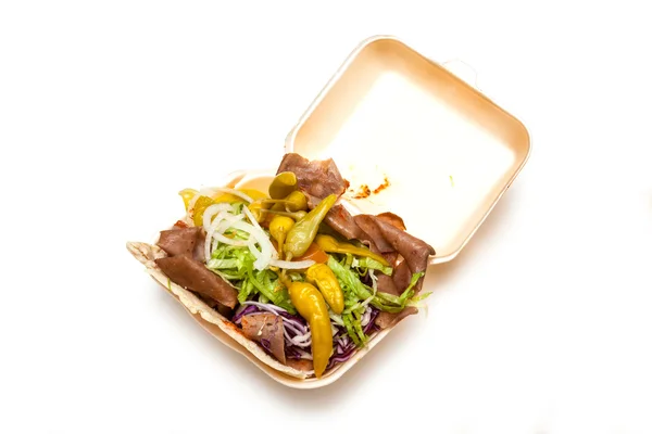 Lam Döner kebab geïsoleerd op een witte studio achtergrond. — Stockfoto