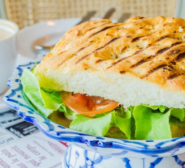 Sandviç jambon ve peynir