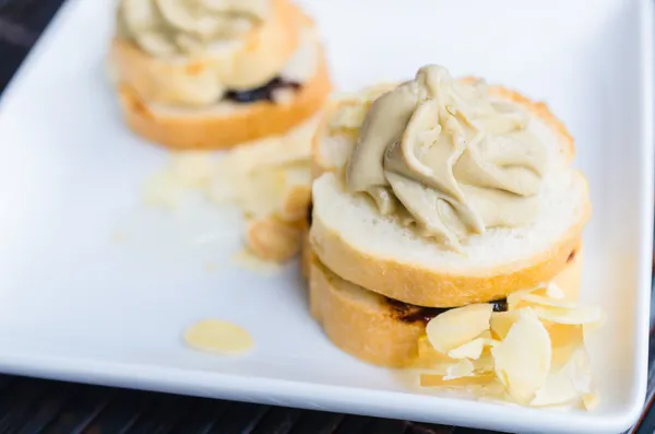 Bread with foie gras — Stock Photo, Image