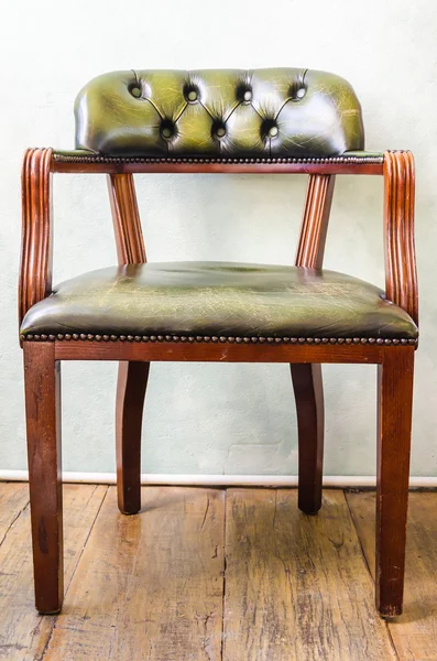 Vecchia sedia vintage — Foto Stock
